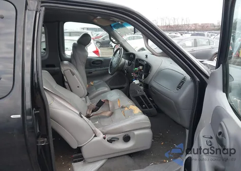 2001 Ford F-150 Lariat/Xl/Xlt from USA, damaged, VIN 1FTRX17L31NB62802